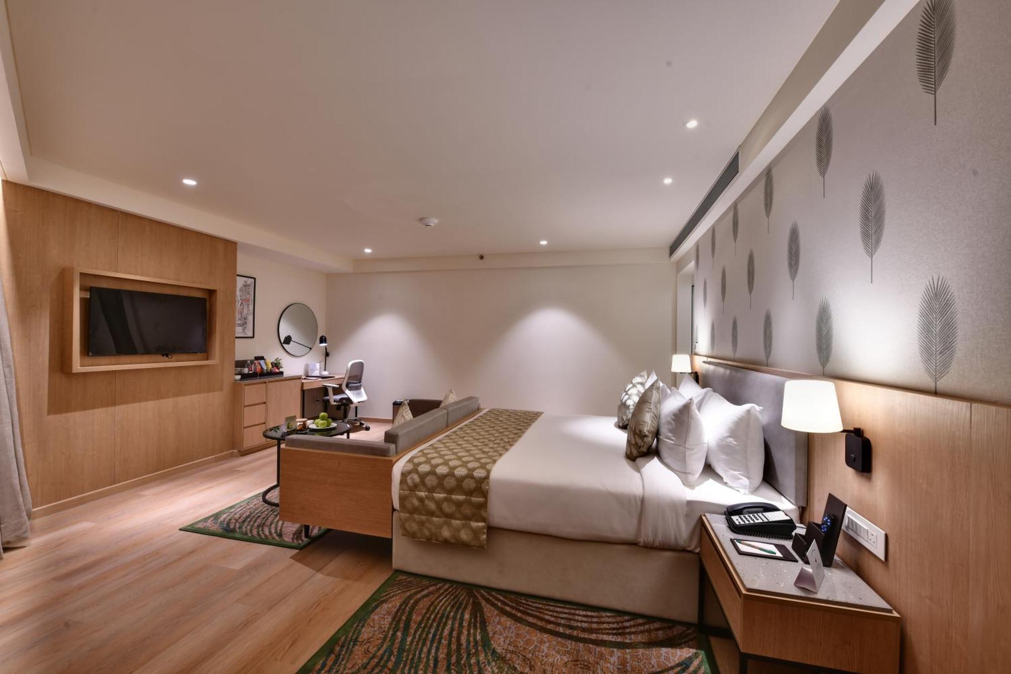 Отель The Fern Residency, Гандинагар Экстерьер фото