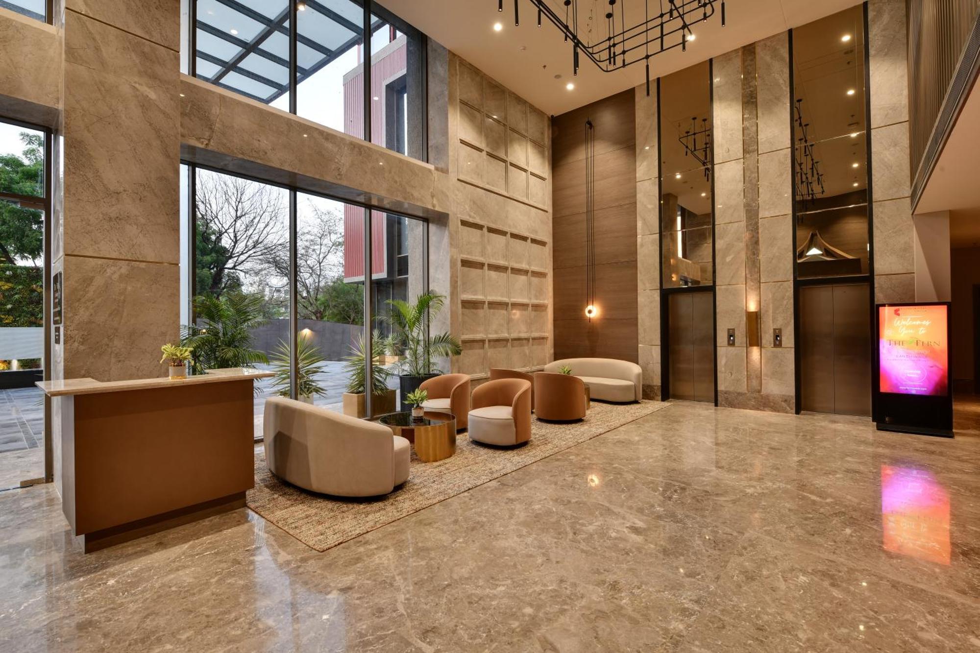 Отель The Fern Residency, Гандинагар Экстерьер фото